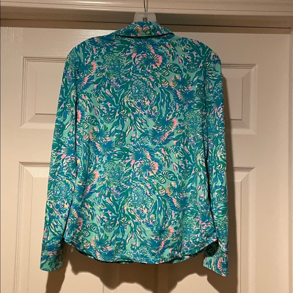 Lilly Pulitzer Teal Floral Button-Down Shirt with Pink & White Accents - Picture 3 of 4